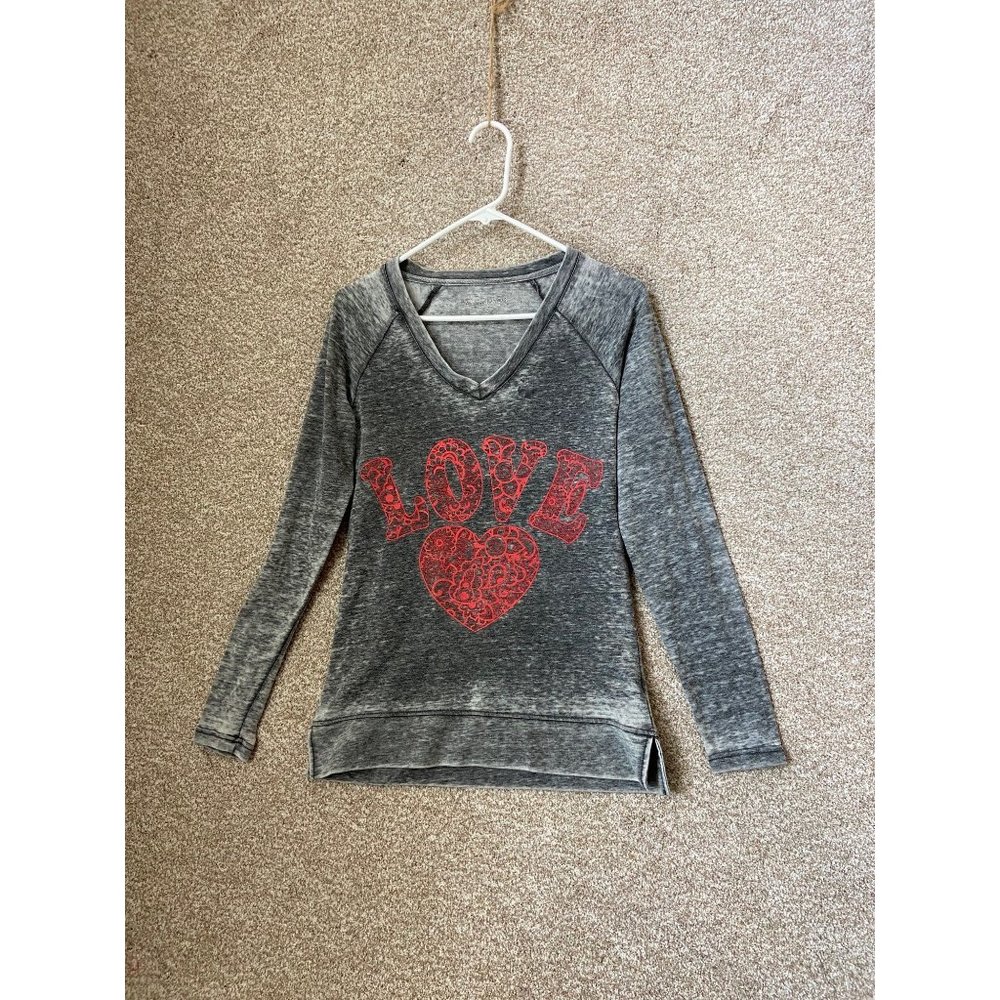 Almost Famous Juniors Textured Gray Red Love Pullover Long Sleeve Sweater Size S